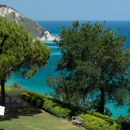Hotell Emilia