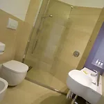 エミリア ホテル