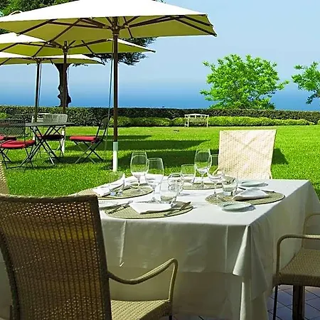 Hotel Emilia 4*